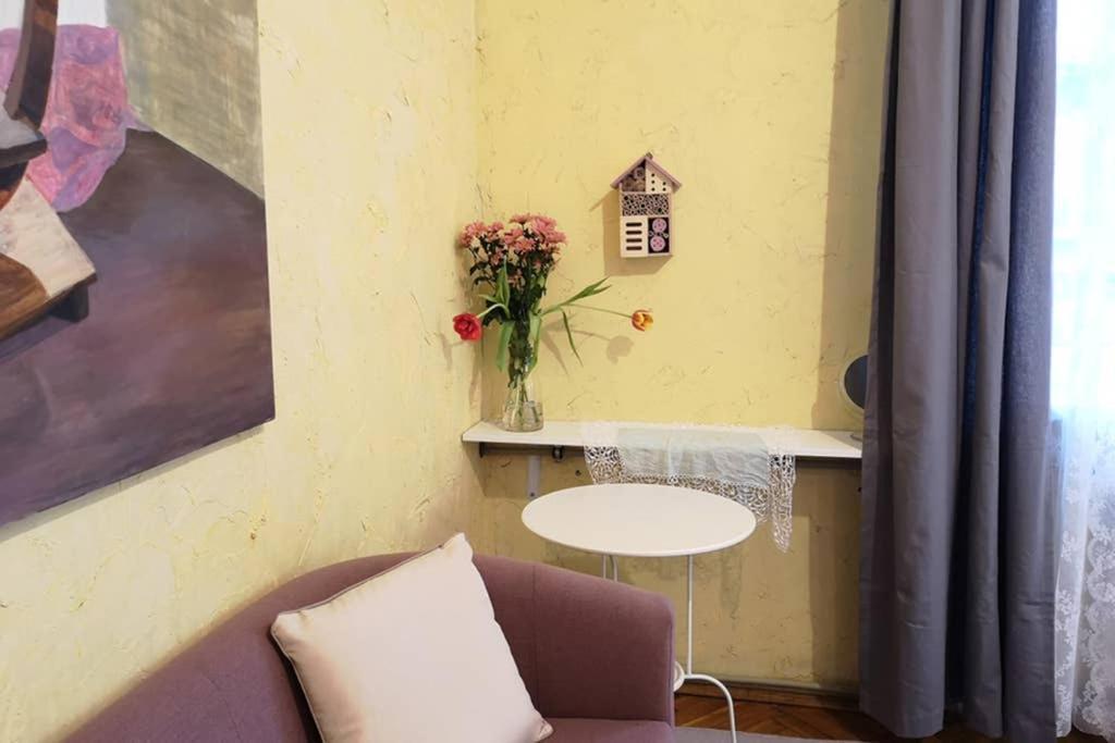 شقة Krowoderska 28 Romantic Studio كراكوفيا المظهر الخارجي الصورة